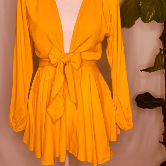 Yellow Mini Set - Picture 2 of 2